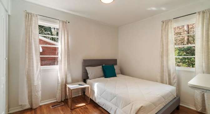 PadSplit's room