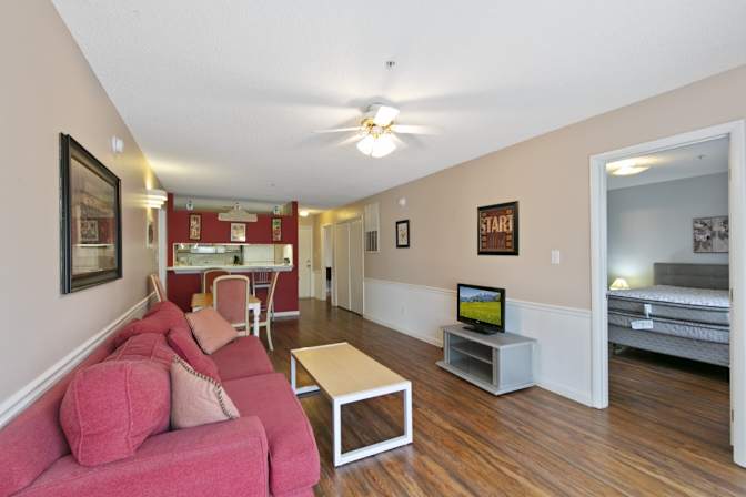 Alcove Rooms's room