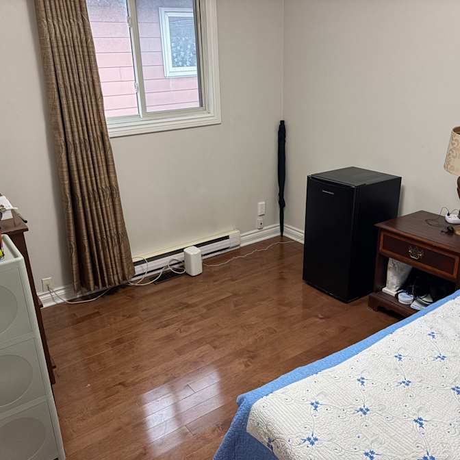 Yanyth Torrs's room