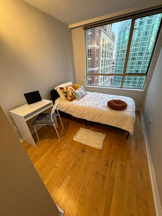 Van House's room