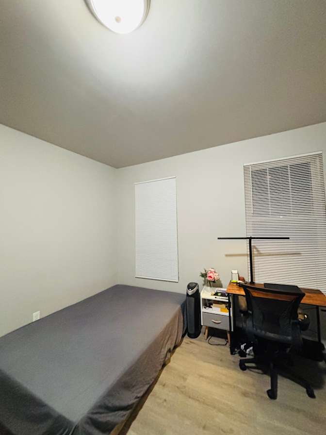Anh's room