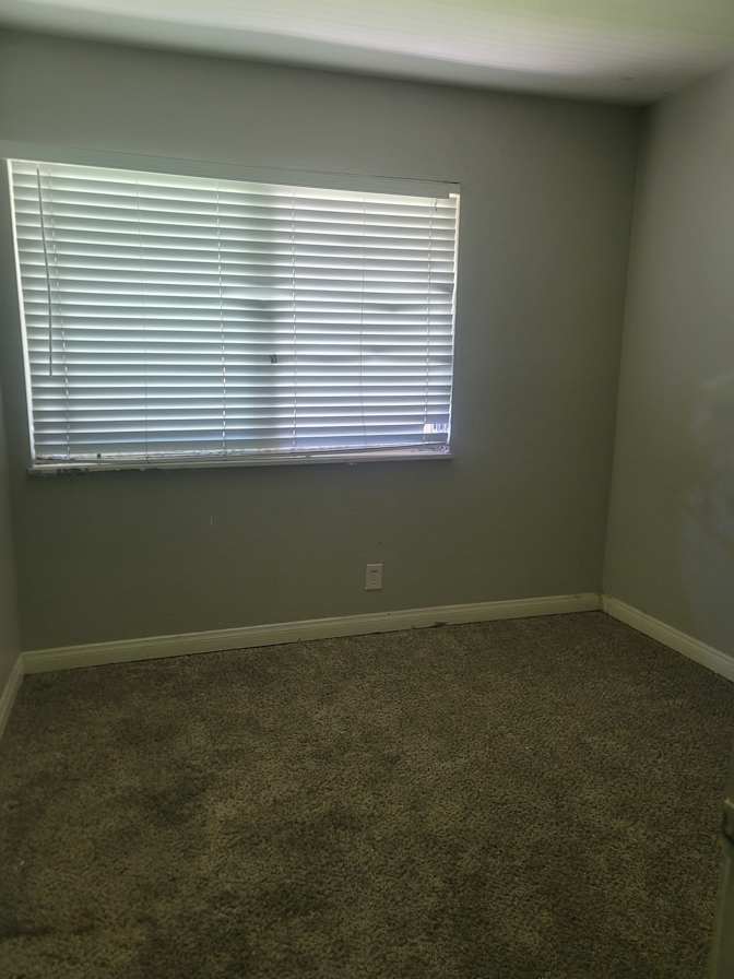Roshelle Maldonado's room