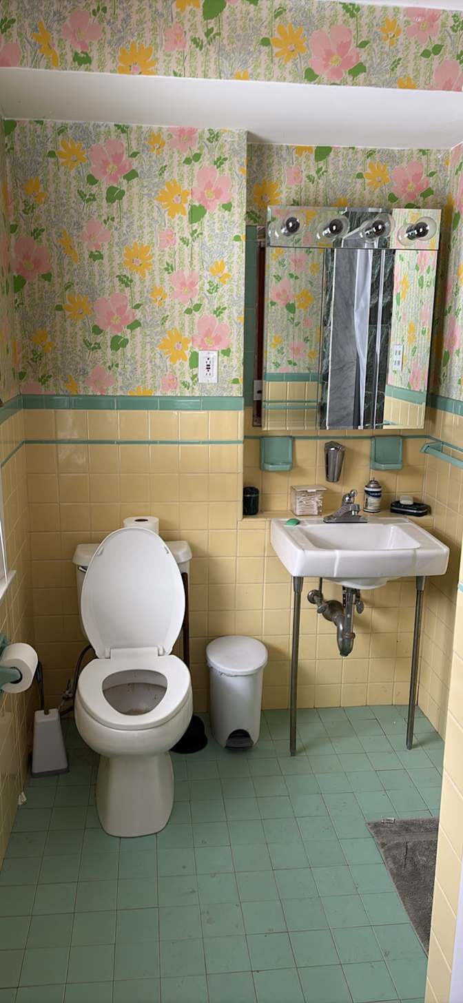 Linda's room