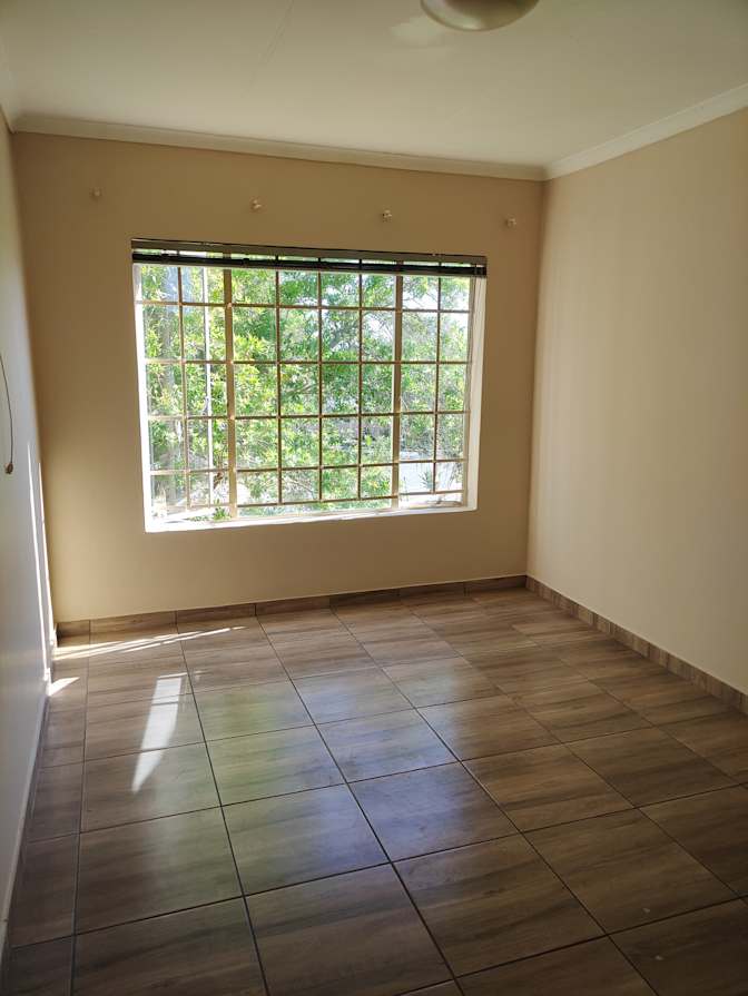 Dj's room