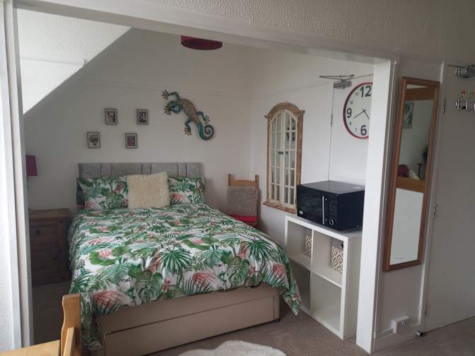 Sabrecore Holdings Ltd's room