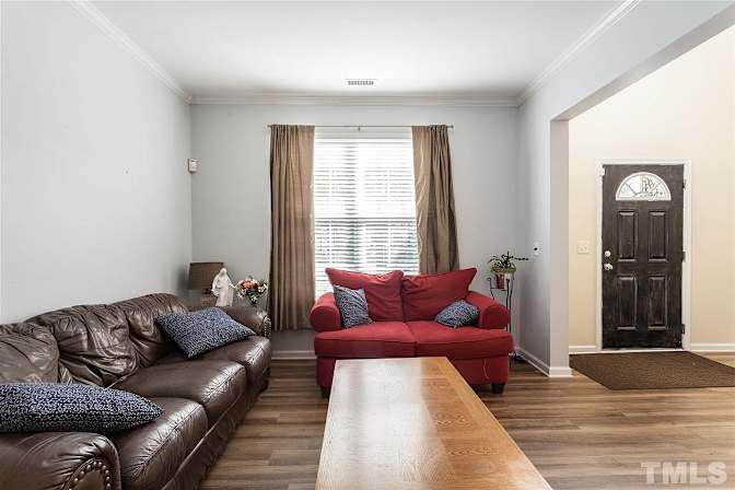 Alcove Rooms's room