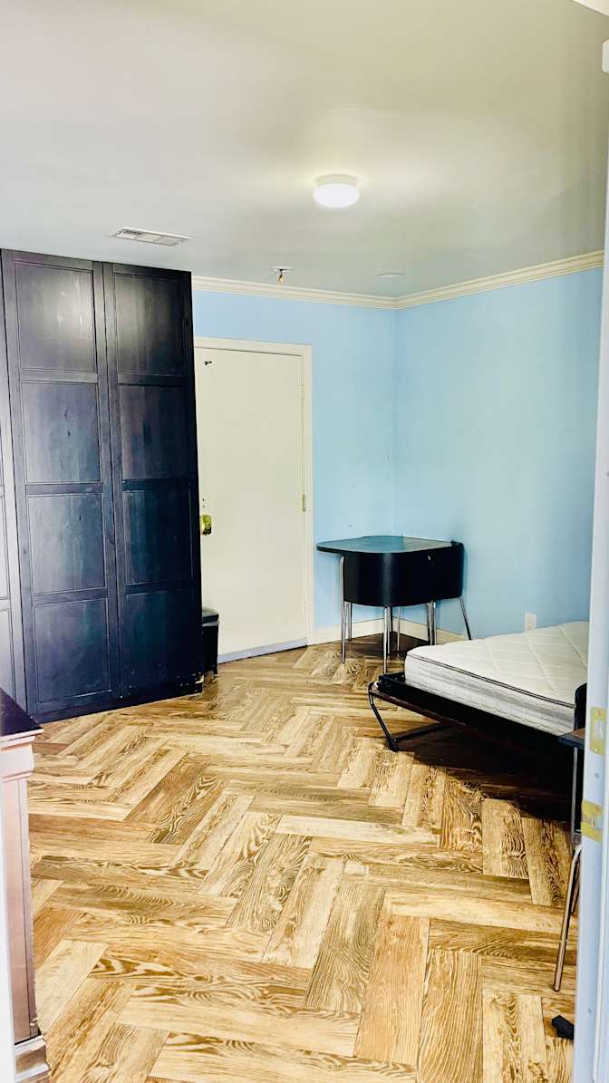 Sara's room