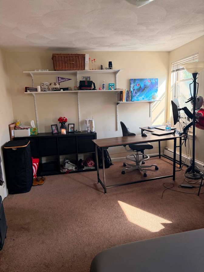 Javier's room