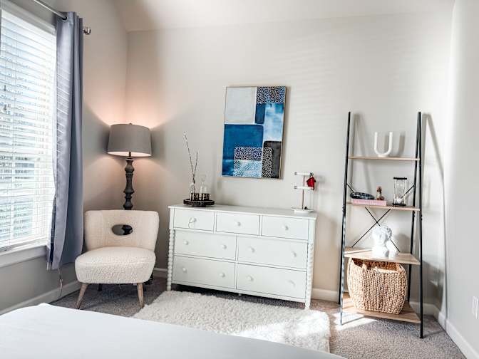 Nhu Hoang's room