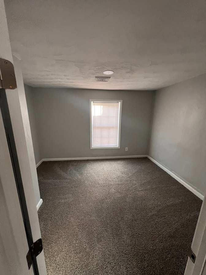 Jay/Nikki's room