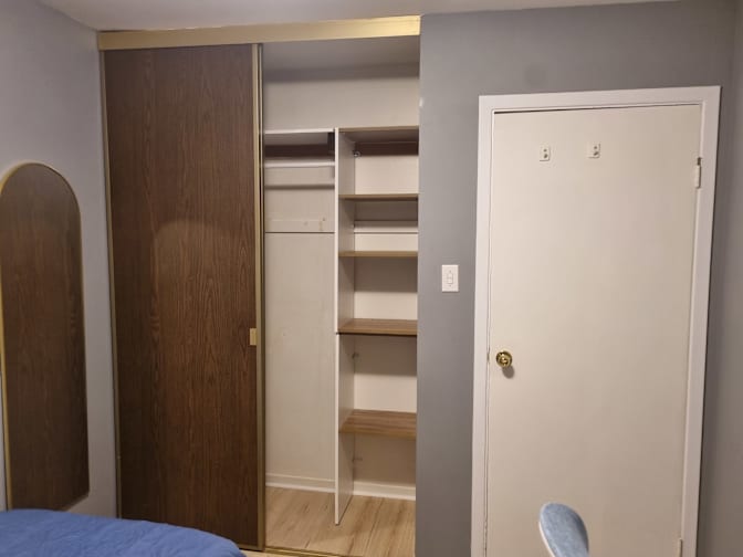 Santos's room