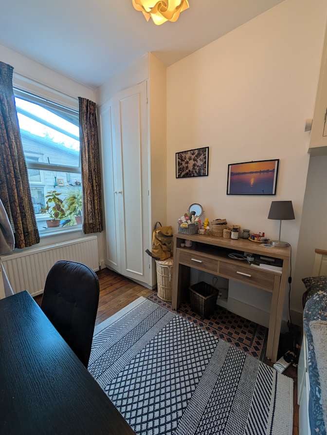 Anna's room