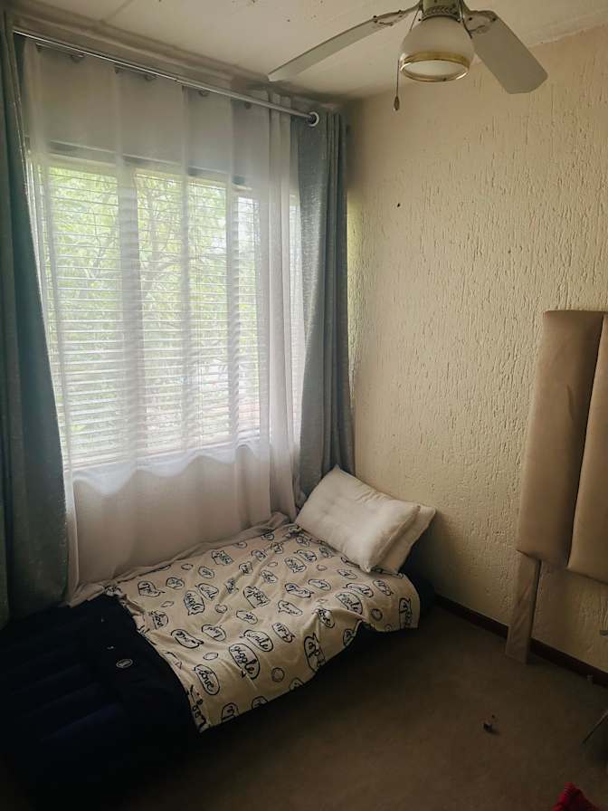 Maureen's room