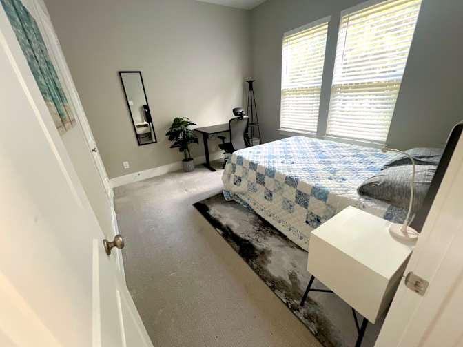 Suri's room