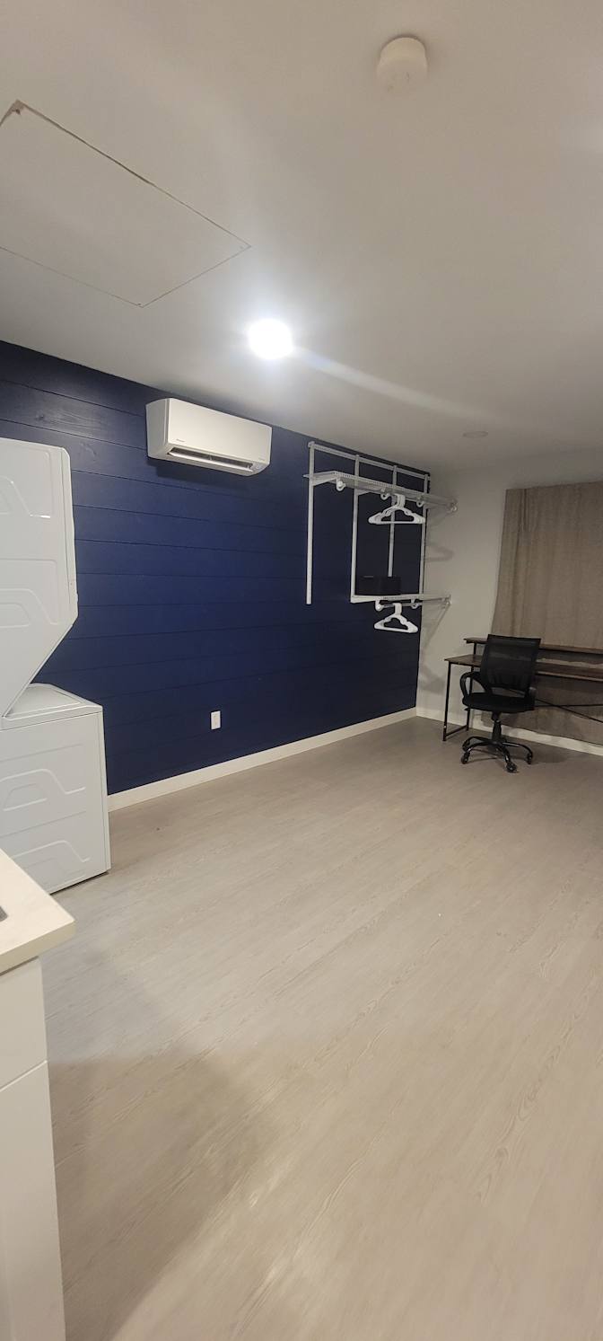 Cee's room