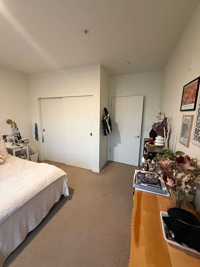 Khushboo's room