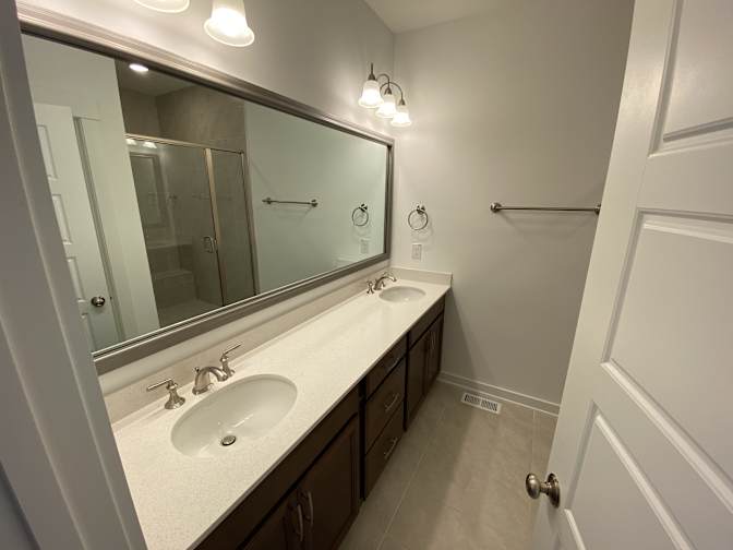 Alcove Rooms's room