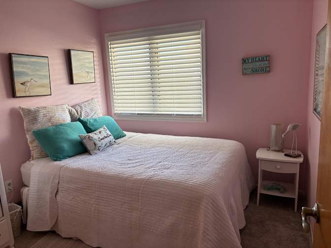 Carolyn's room