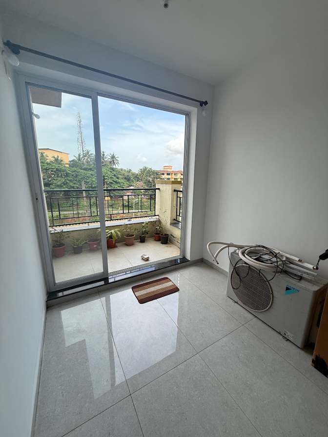 Dheeraj Khadapkar's room