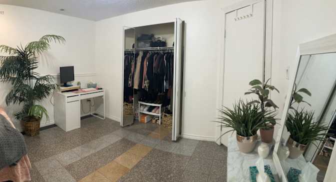 Jasmine's room
