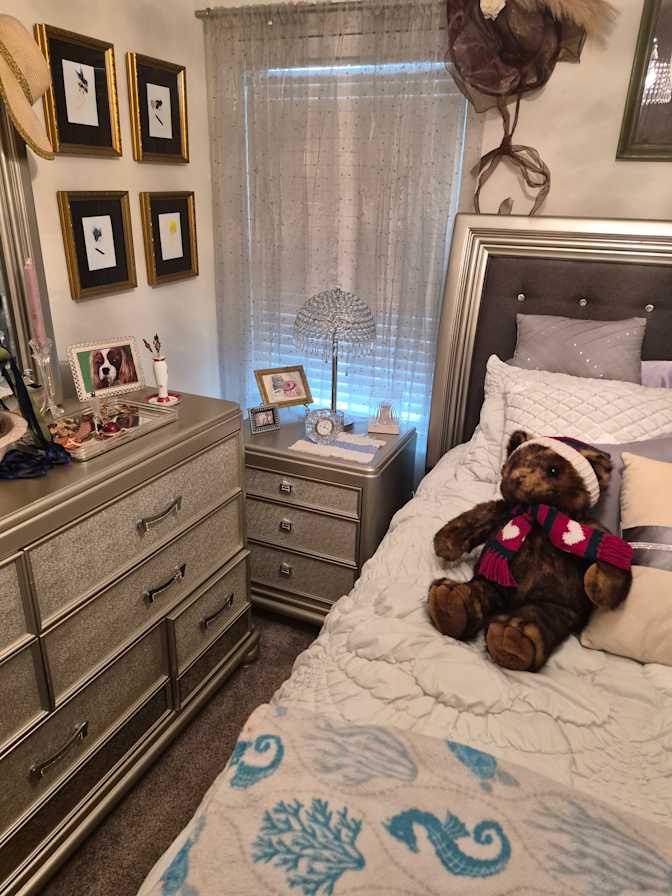 Janet Bowman York's room