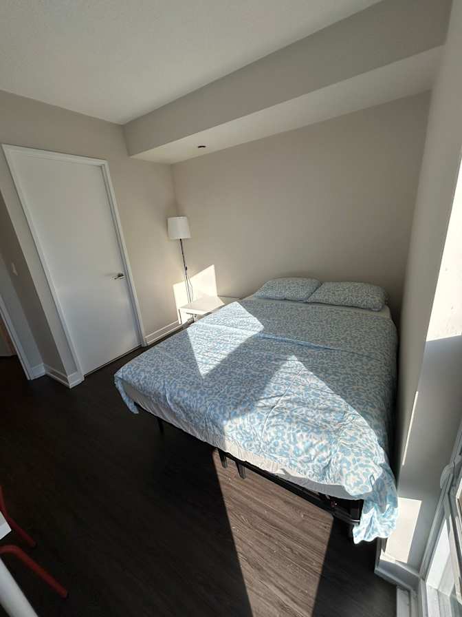 Gulden Bozbay's room