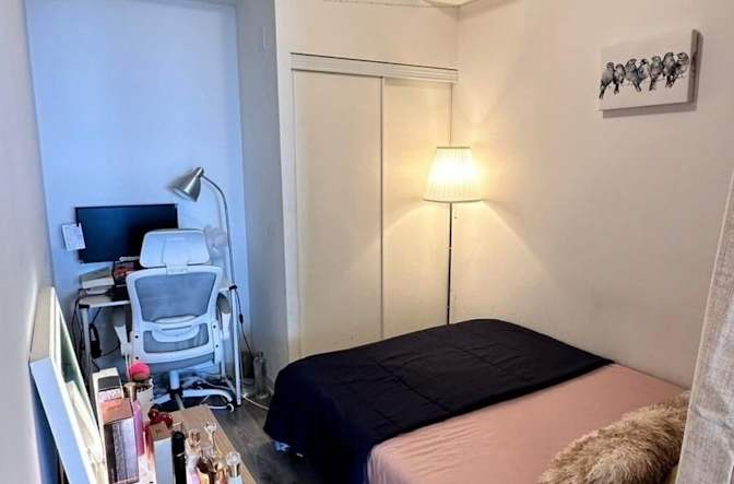 Faiyaz Ibrahim's room