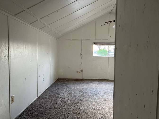 Raul's room