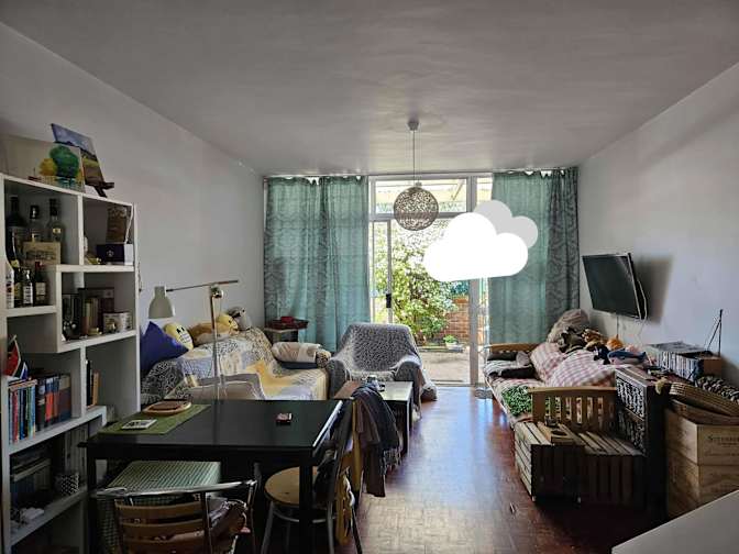 Min's room