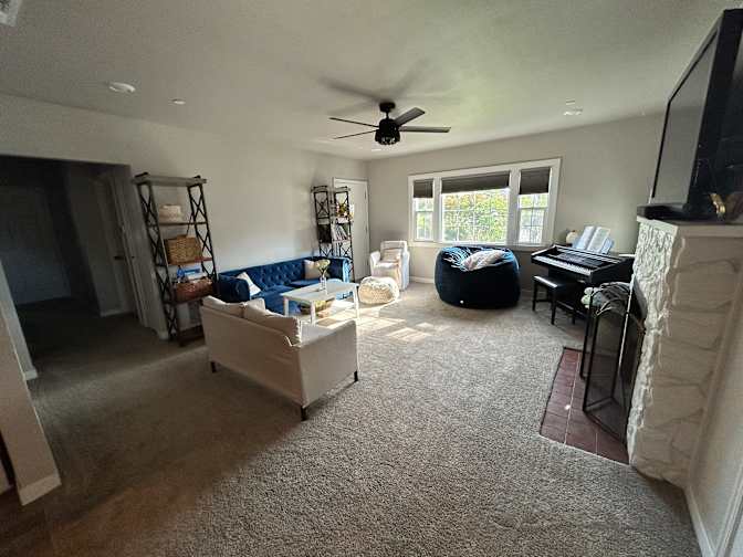 Brittiany Abrams's room