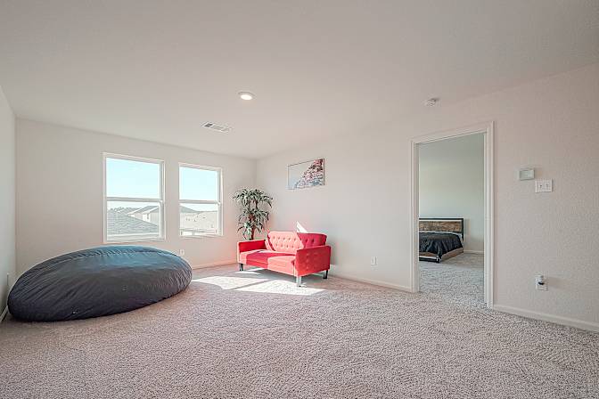 Felix's room