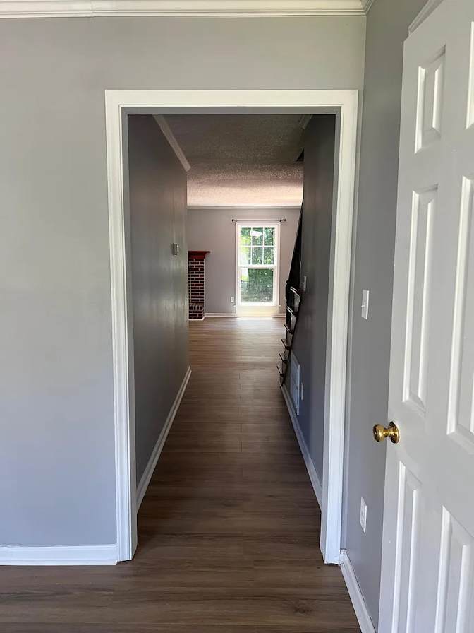 Alcove Rooms's room