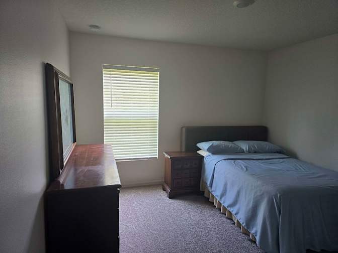 Jeoffrey's room