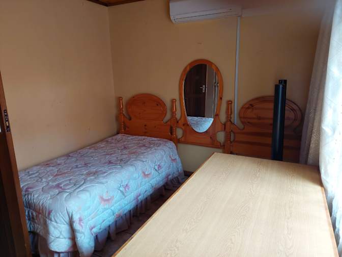 Paballo's room