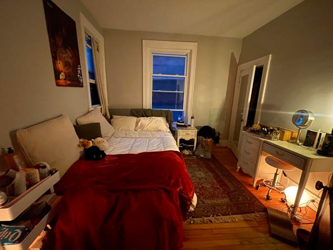 Andrea's room