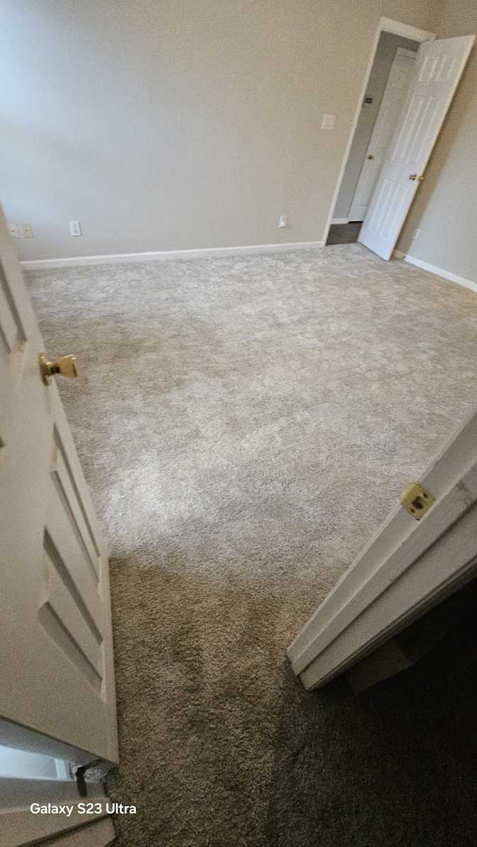Luis's room
