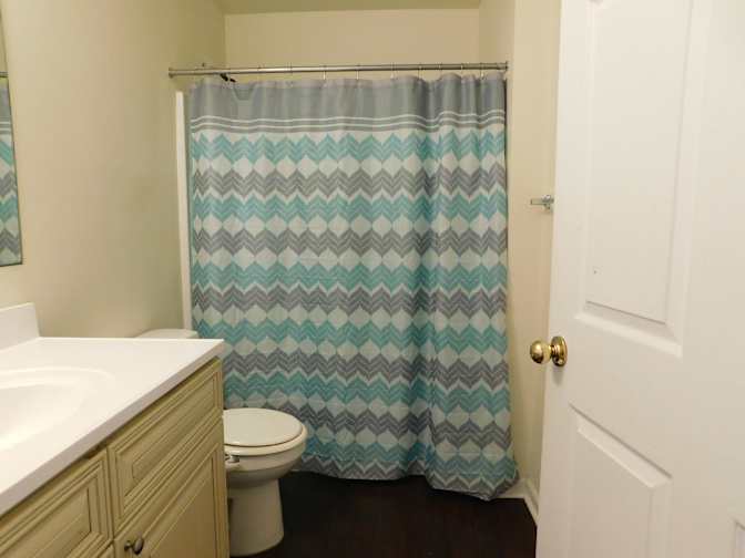 Carolina Realty Link's room