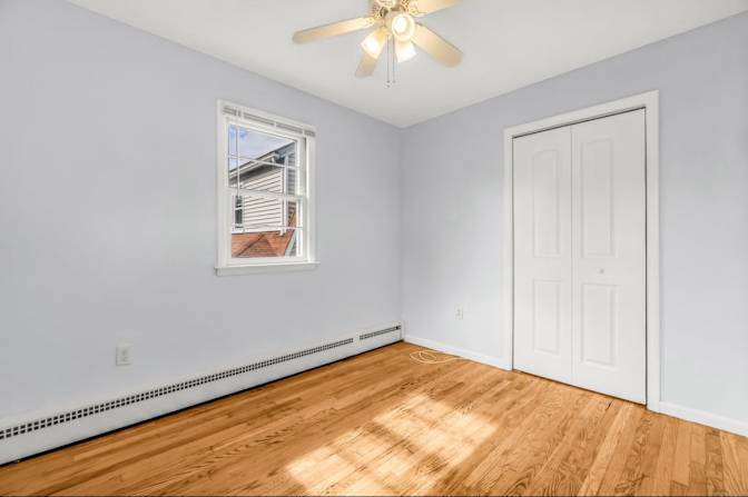 Scarlett's room