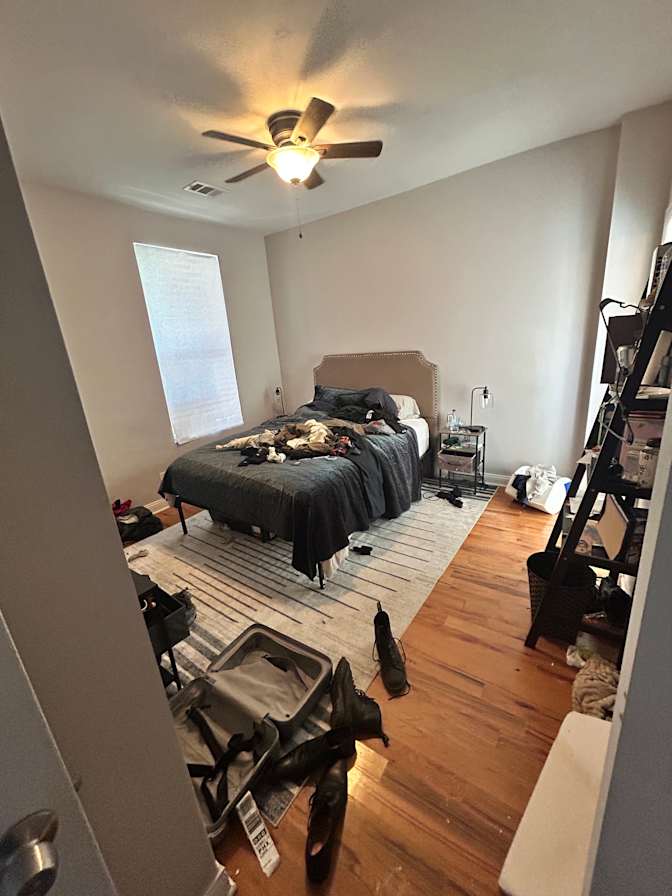 Jon's room