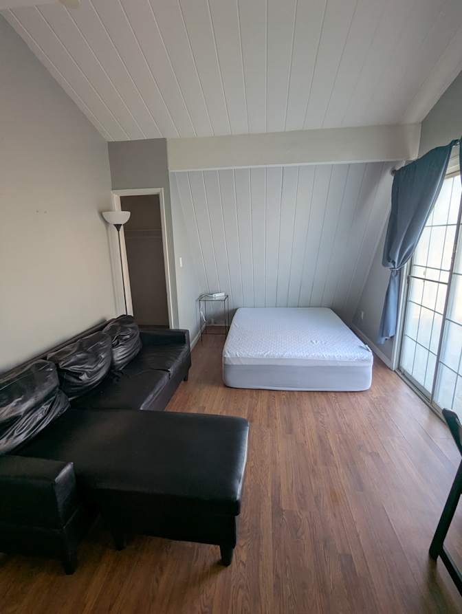 Randy's room