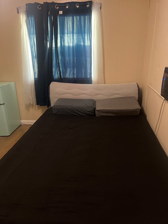 Jorge's room
