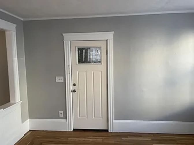 Gina's room