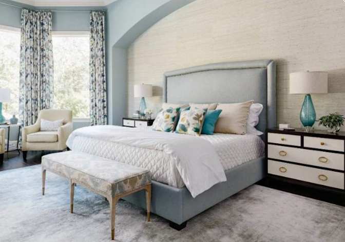 Bright Bedroom with Walk's room