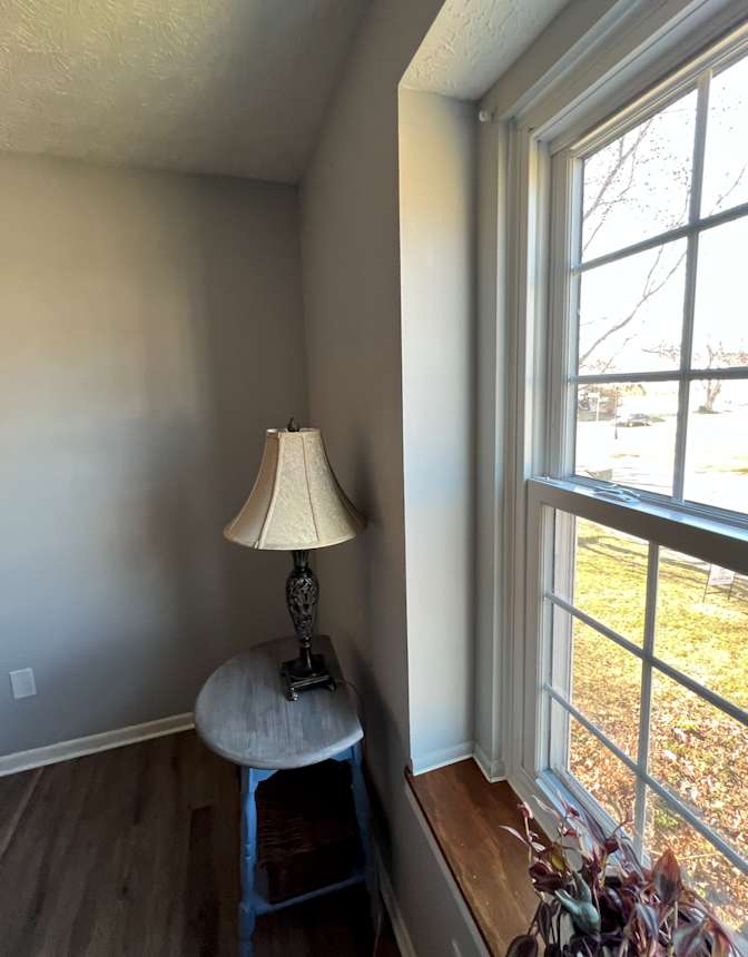 Thomas's room