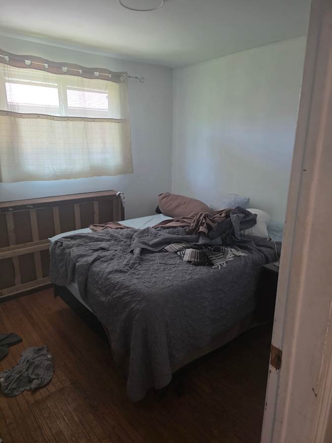 JUANITA MALDONADO's room