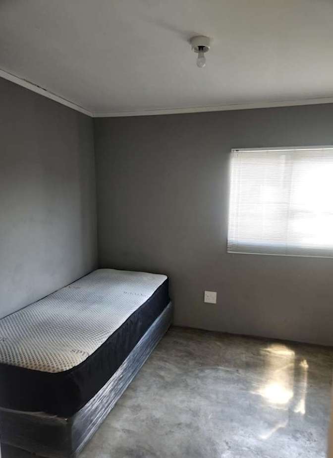 Abdurahgmaan's room