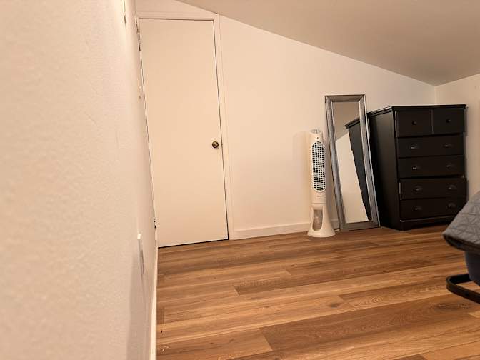 Tam's room