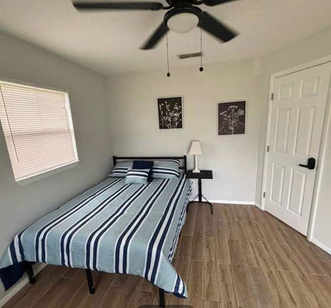 Kelly's room