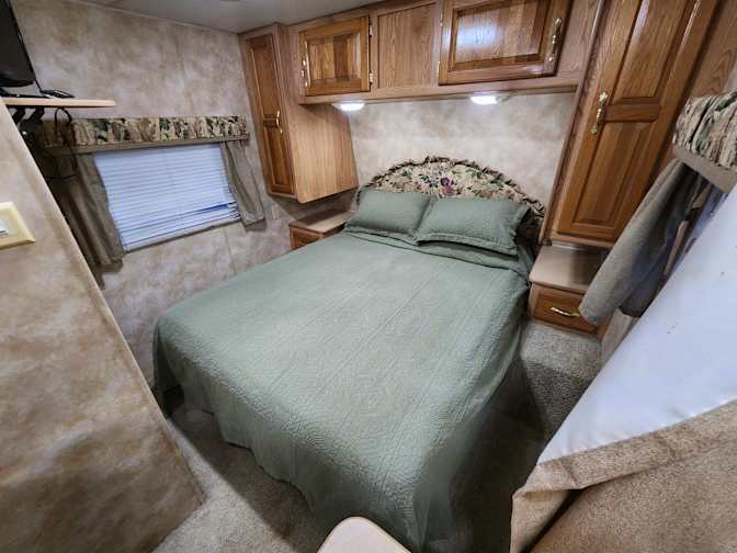 wdrinshed's room