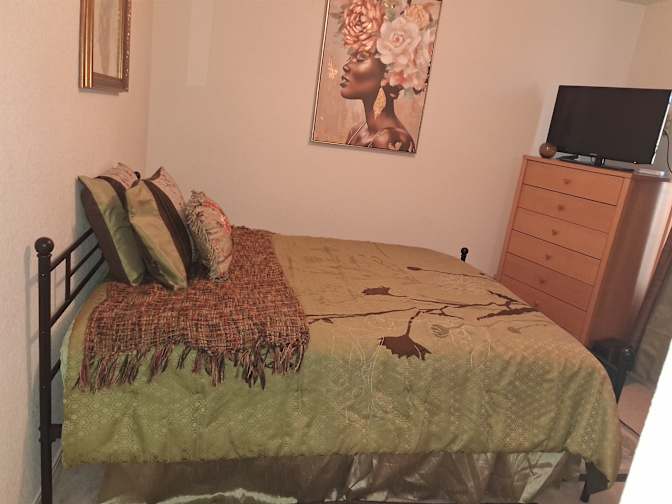 Butterfli Thomas's room